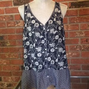 GAP sleeveless blouse